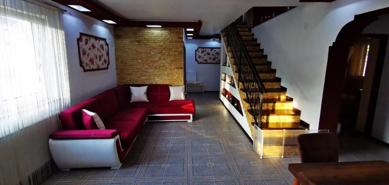 Casa De Vacanta Dalia Si Crina Babadag Екстериор снимка